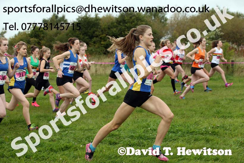 Womens under-17s and 20s, Start Fitness North Eastern Harrier League, Tanfield, County Durham. Photo: David T. Hewitson/Sports for All Pics
